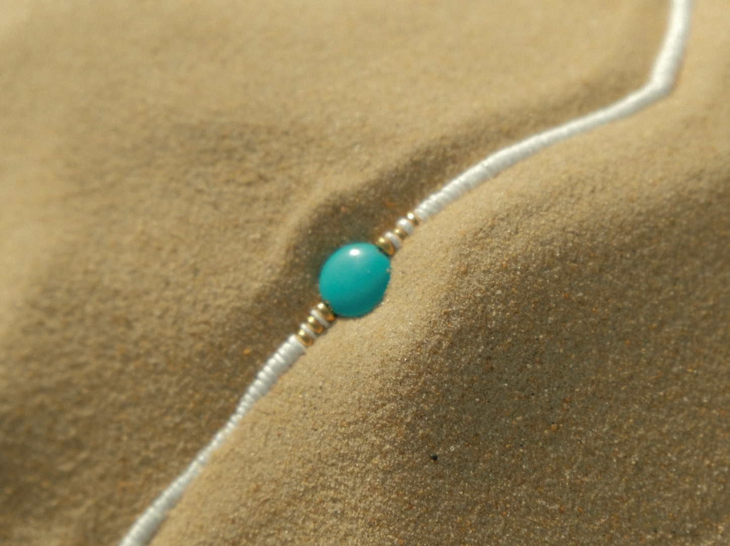 Collier Hula Socool, bijou fantaisie estival en perles colorées et blanches fait main Arcachon